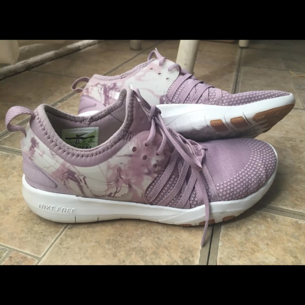Nike Free TR 7 Pink Floral Running Training Shoes